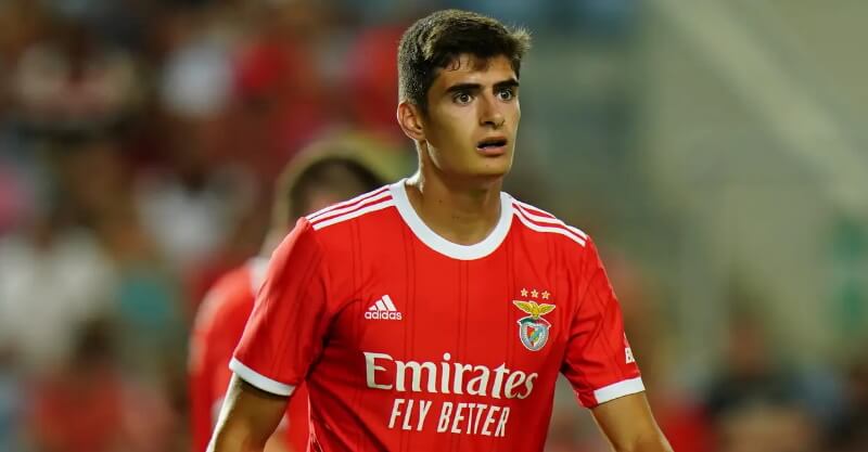 MU Serius Mendatangkan Wonderkids Benfica