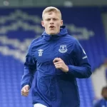 MU Ingin Jasa Jarrad Branthwaite Dari Everton