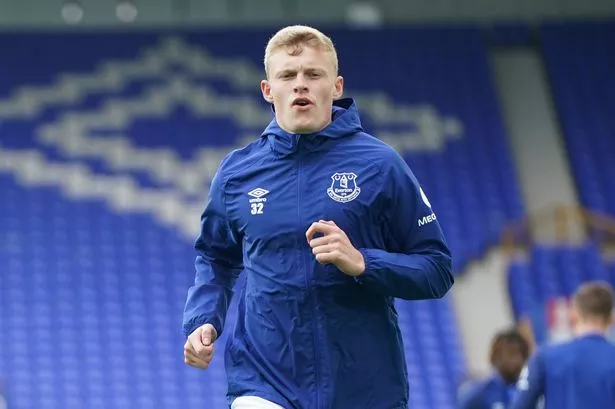 MU Ingin Jasa Jarrad Branthwaite Dari Everton