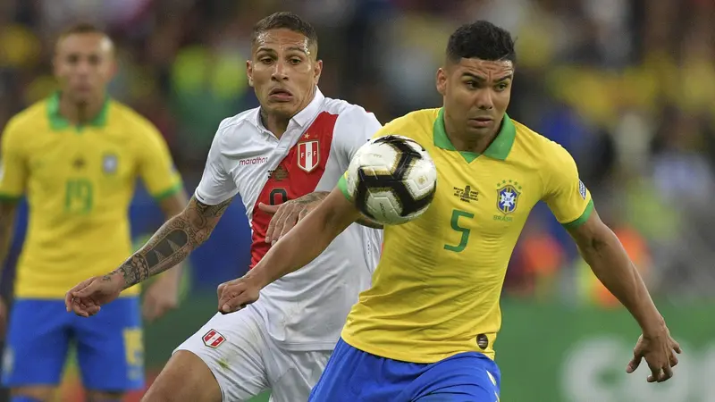 Casemiro Alami Cedera Saat Membela Brasil