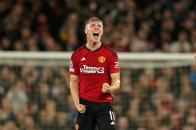 Rasmus Hojlund Cetak Gol Berlian Buat Man United