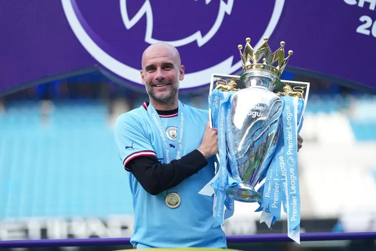 Pep Guardiola Menjadi Pelatih Terbaik Premier League 2023/2024