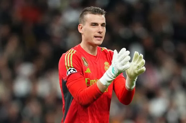 Andriy Lunin Bicara Saol Masa Depannya di Real Madrid