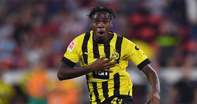 Liverpool Dan Chelsea Satu Niatan Incar Winger Dortmund