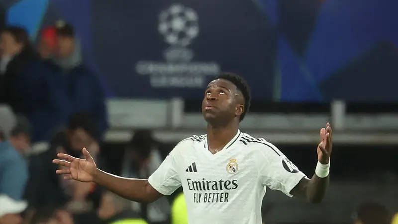 Vinicius Tembus 100 Gol Bersama Real Madrid