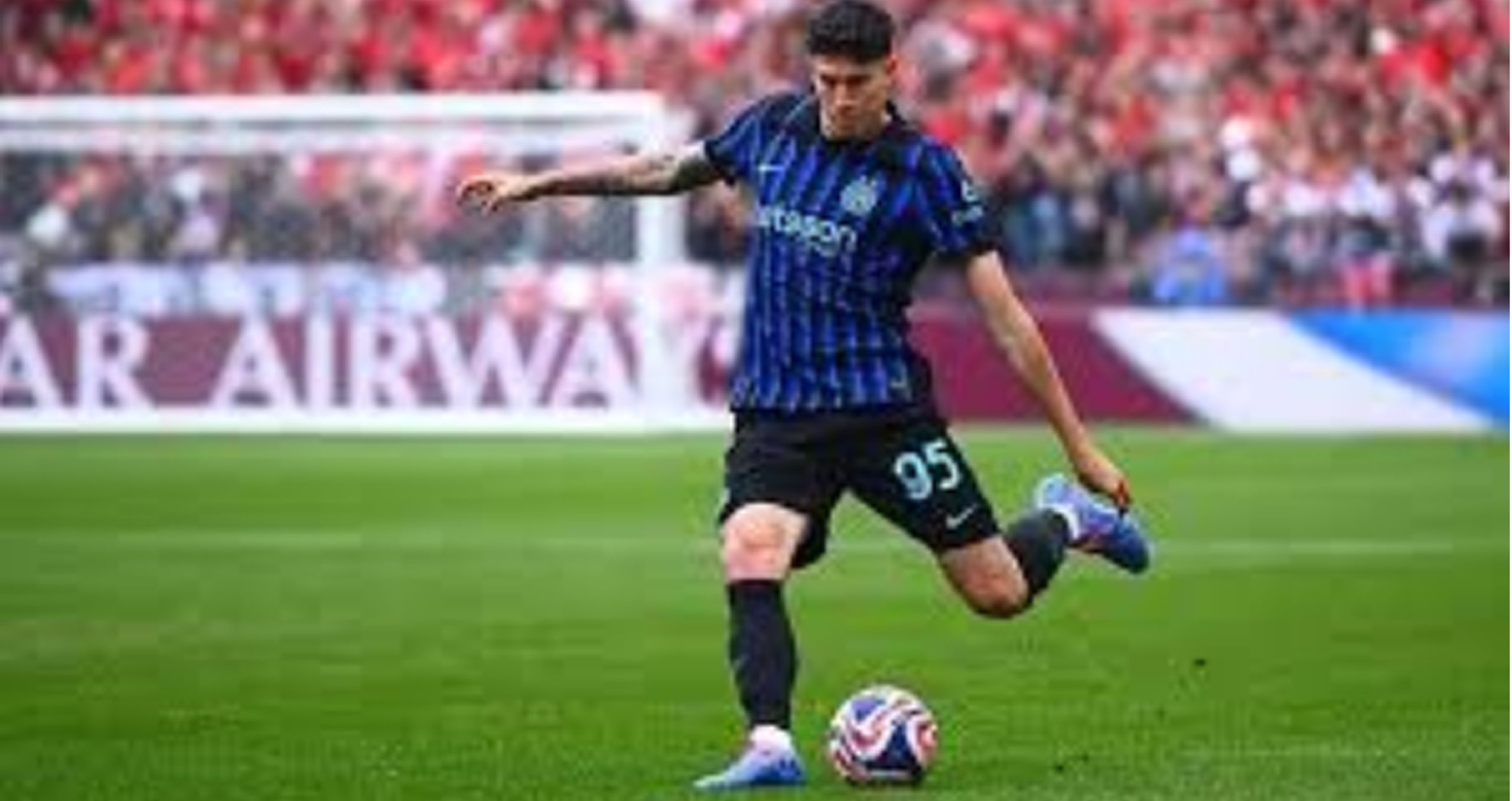 MU Intip Peluang Daratkan Bek Terbaik Inter Milan Musim Depan